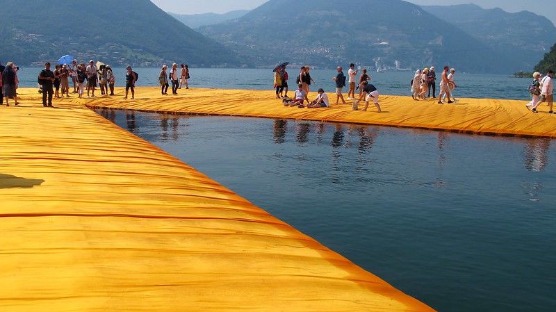 christo_The Floating piers.jpg