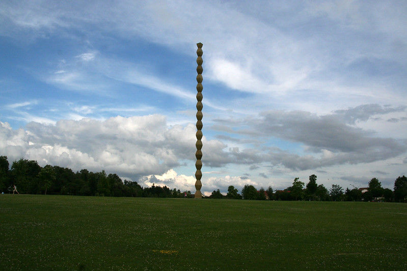 Brâncuşi colonna.jpg